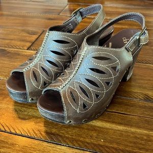 Dansko Clog/sandal